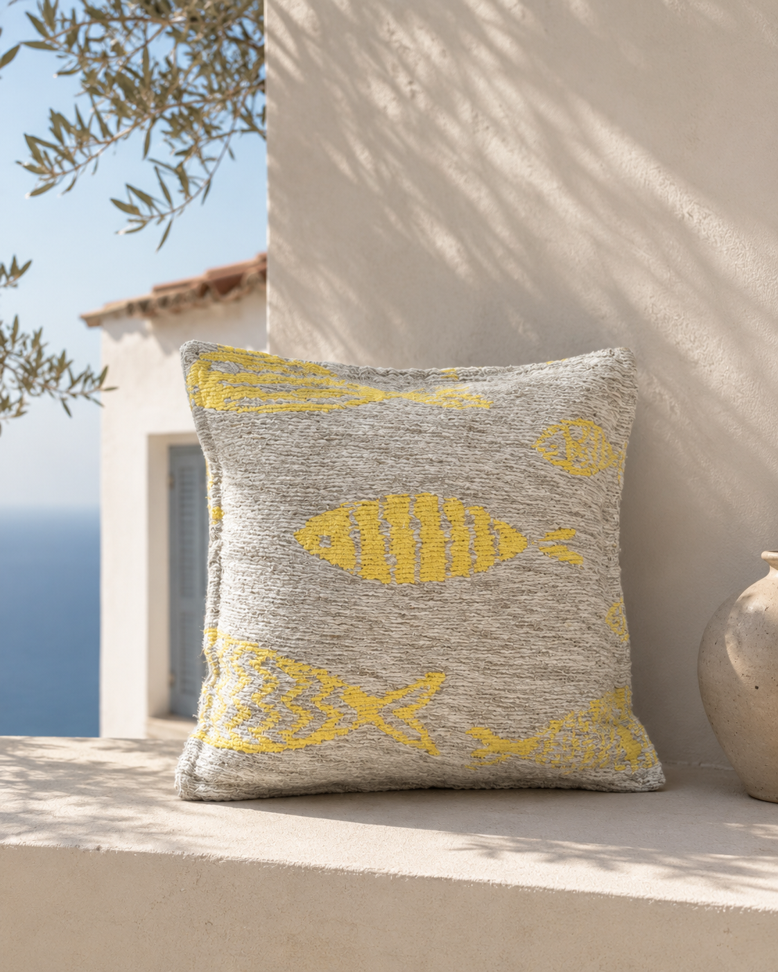 Housse de Coussin Poisson Jaune 45x45 cm | Coussin Méditerranéen Artisanal