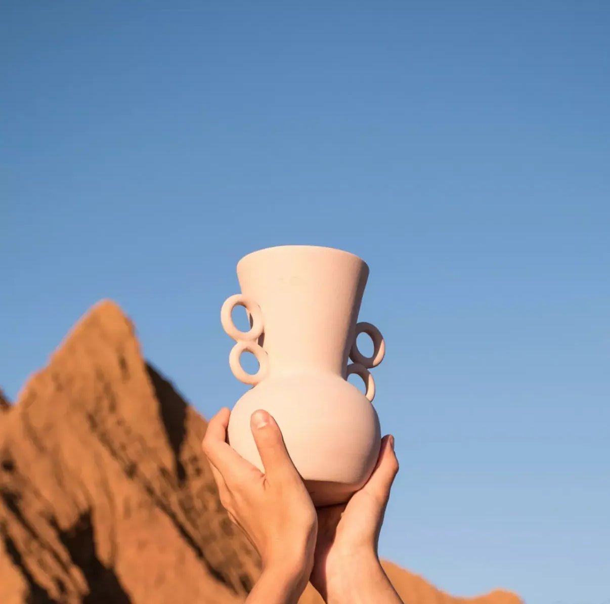 Vase en céramique sculptural – Inma Peroli - Blanc - nenita - deco - 1